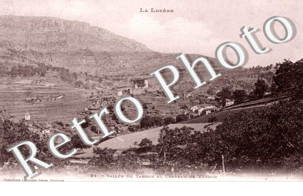 vallee du Tarnon et chateau de Vebron