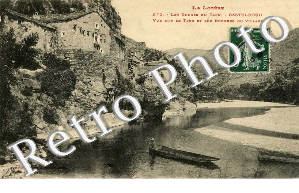 Castelbouc, Vue sur le Tarn et les Rochers du village