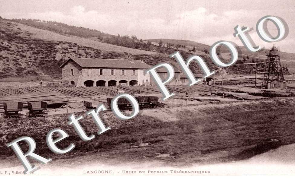 Usine de Poteaux Telegraphiques