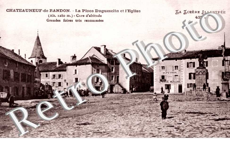 place duguesclin et l'Eglise 