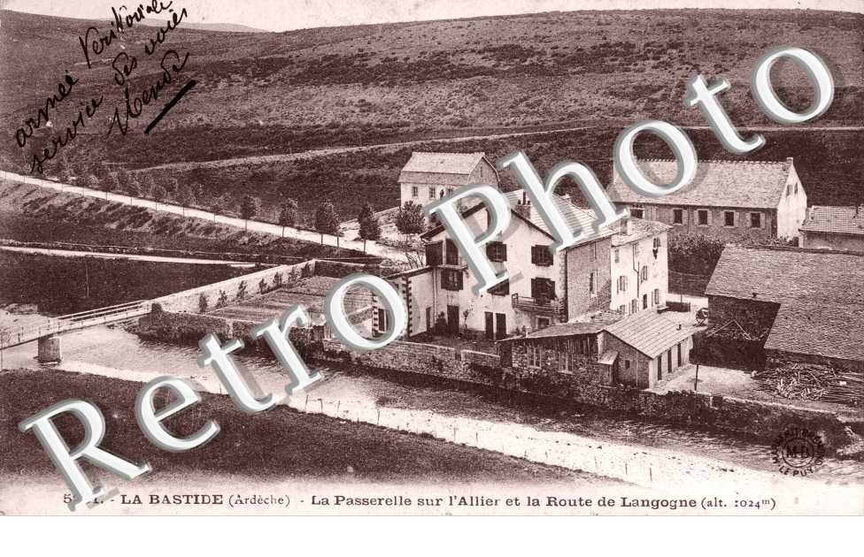 la Passerelle sur l'Allier et la Route de Langogne