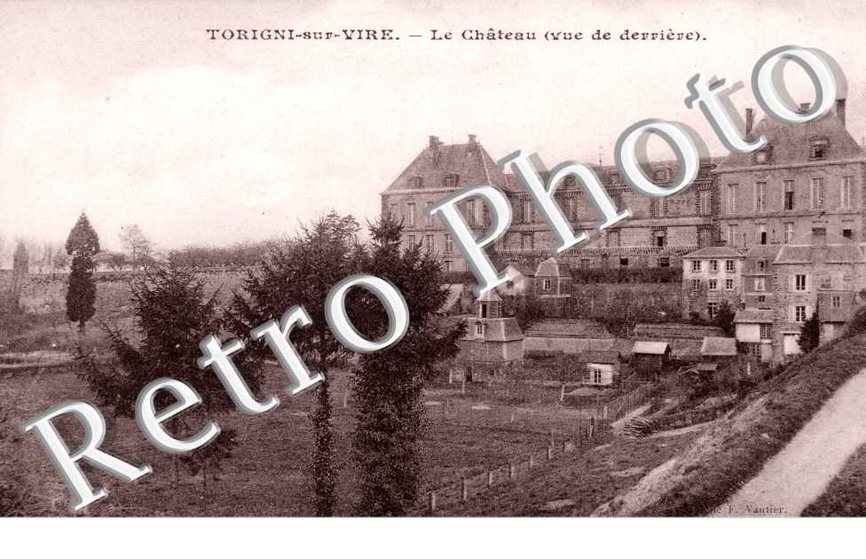 Le Chateau ( vu de derriere )