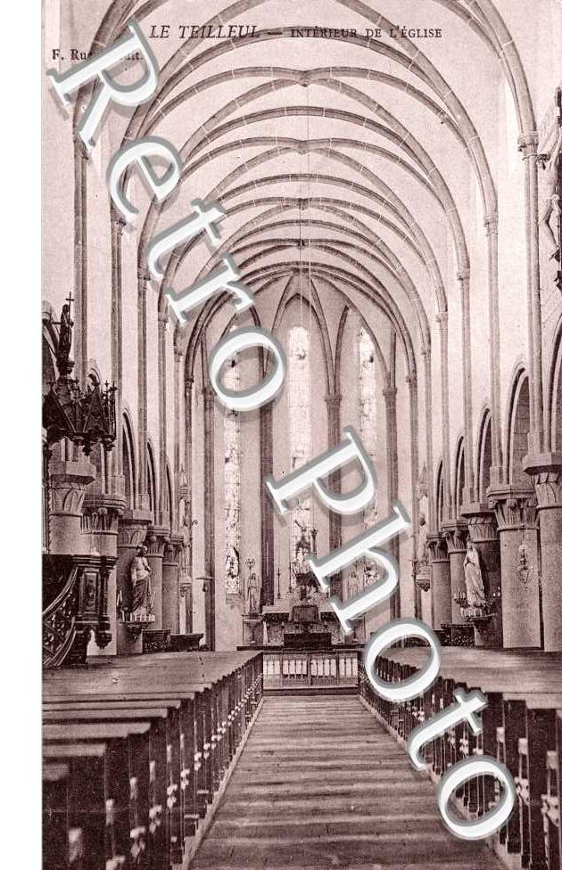 Interieur de l'Eglise