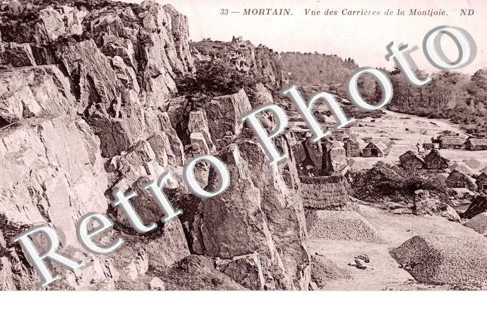 Vue des carrieres de la Montjoie
