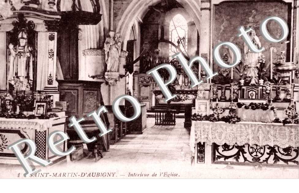 Interieur de l'eglise