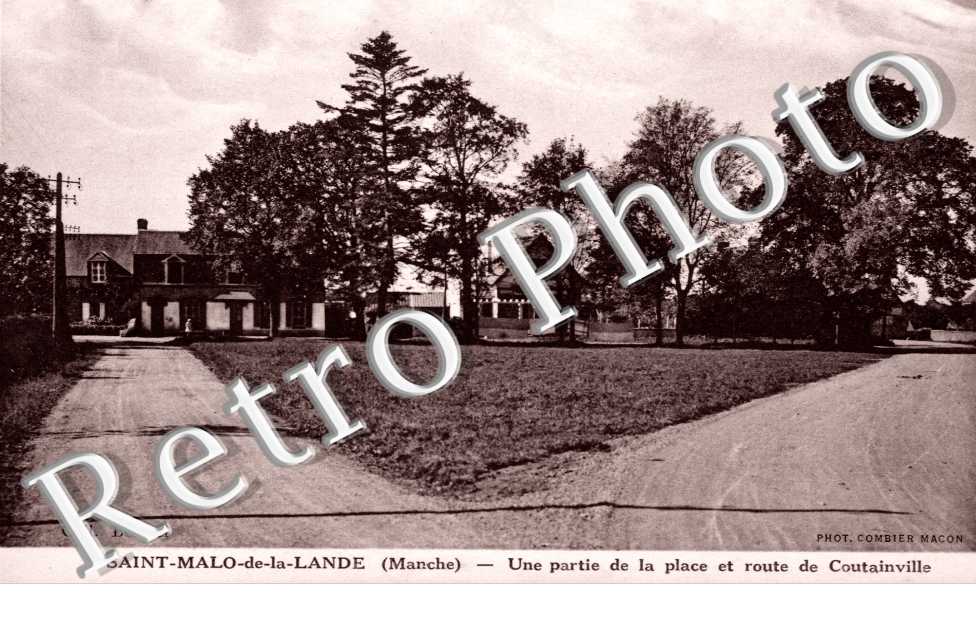 une partie de la place et route de Coutainville