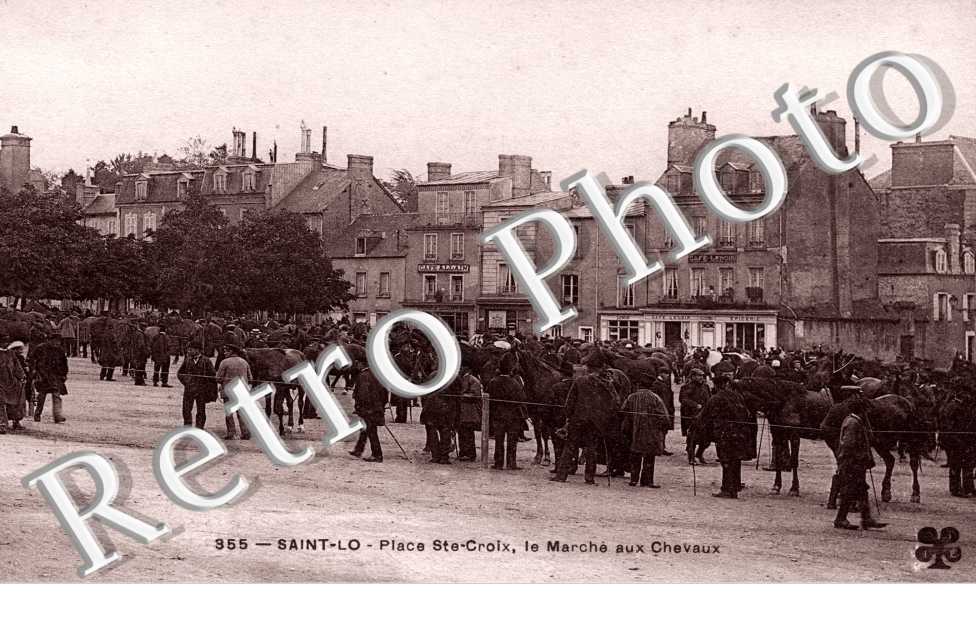 Place Sainte-Croix - le marche aux chevaux