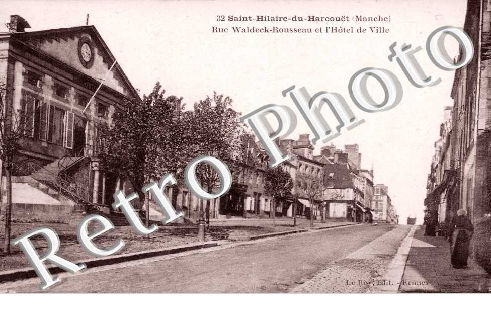 Rue Wladeck Rousseau et Hotel de Ville