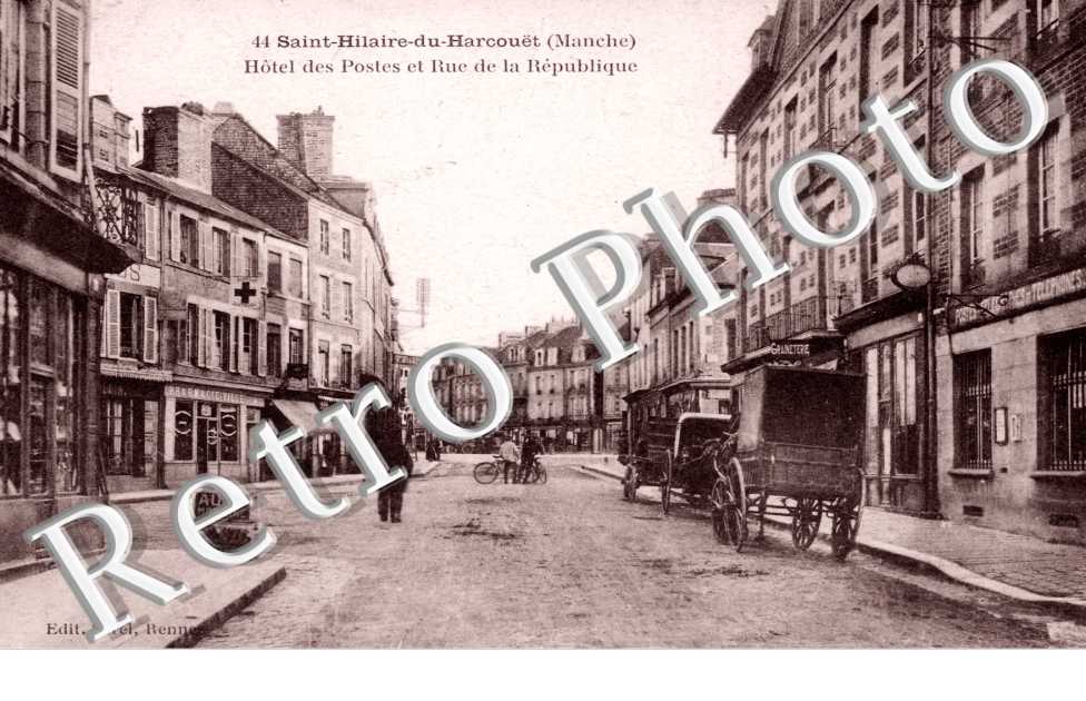 Hotel des postes et rue de la Republique