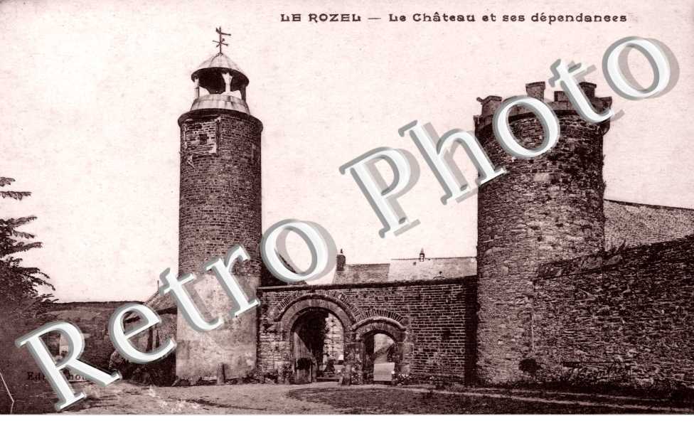 Le chateau et ses dependances