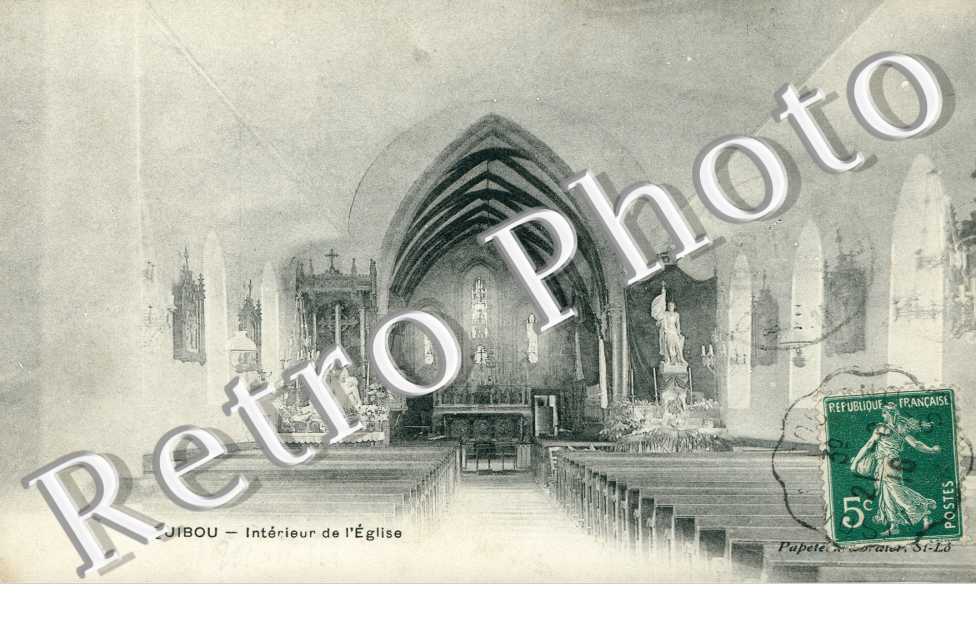 Interieur de l'eglise