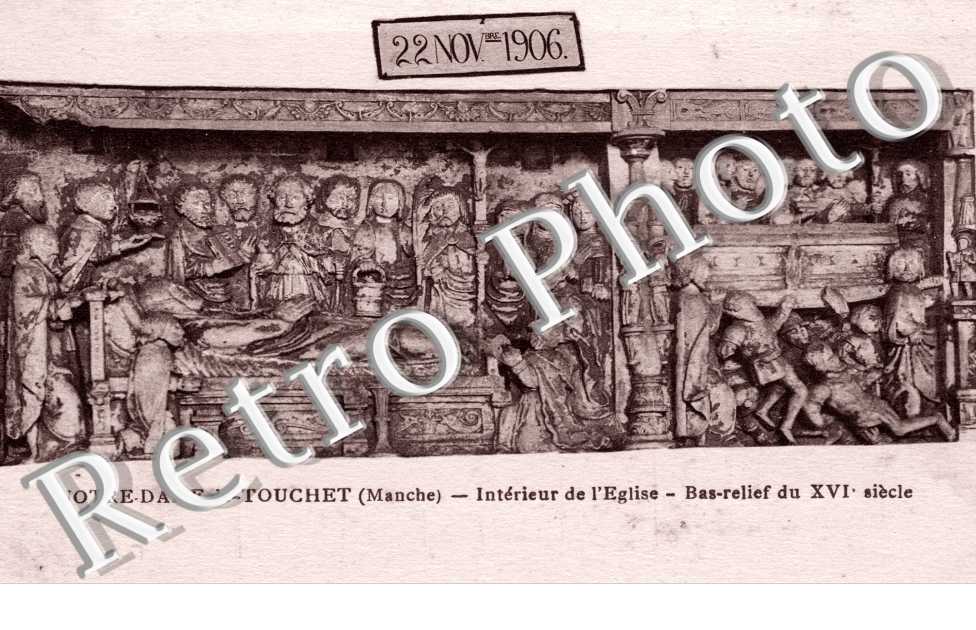 interieur de l'eglise  Bas-Relief du XVIe siecle