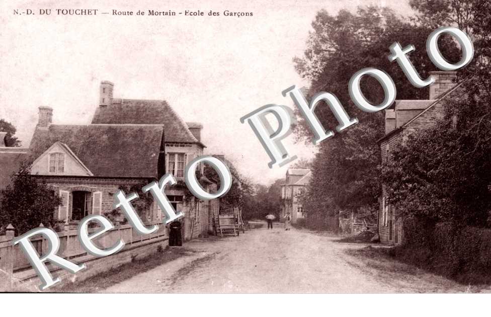 Route de Mortain Ecole des garcons