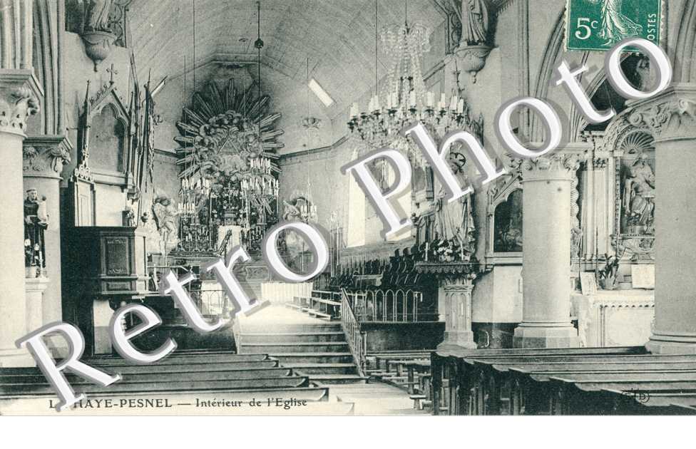 Interieur de l'eglise