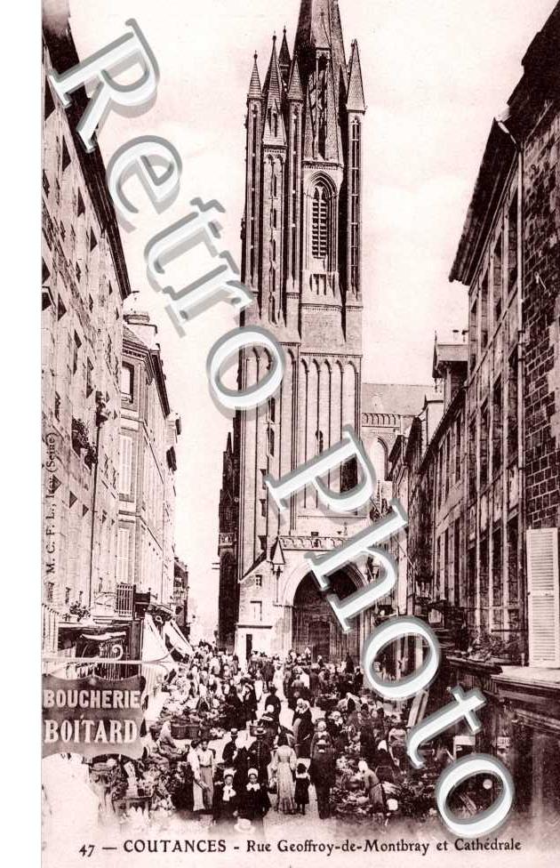 La Rue Geoffroy de Montbray et Cathedrale