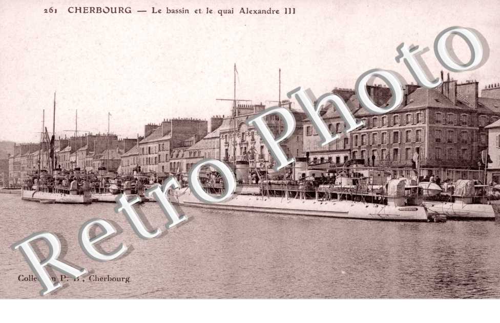 Le bassin et le Quai Alexandre III