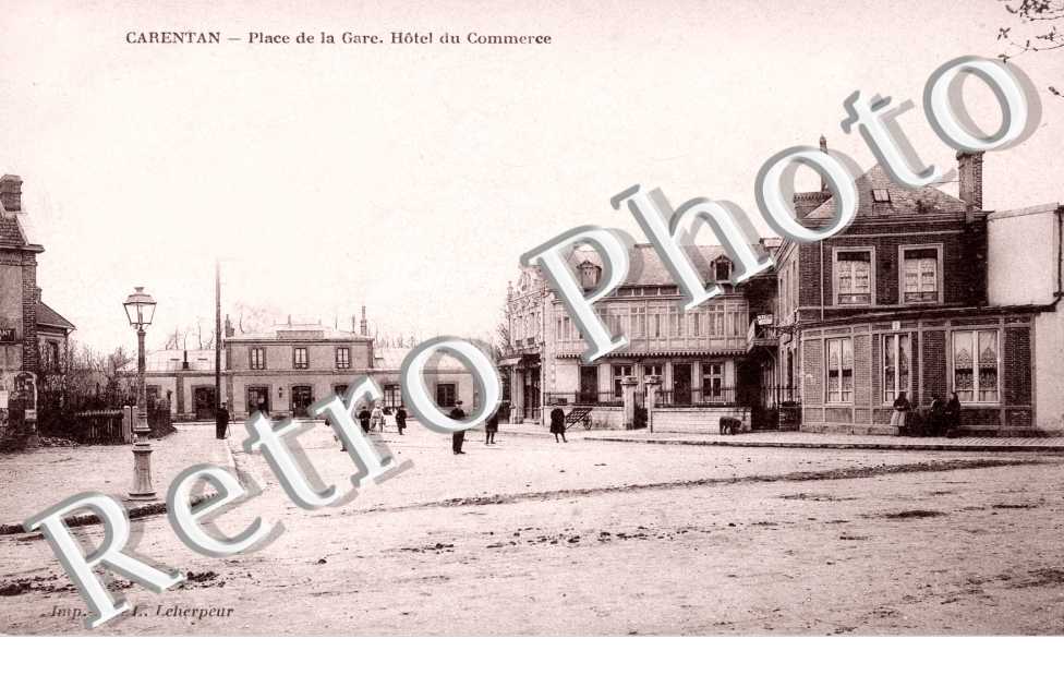 Place de la Gare, Hotel du Commerce