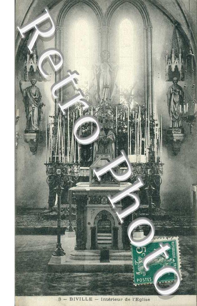 interieur de l'eglise