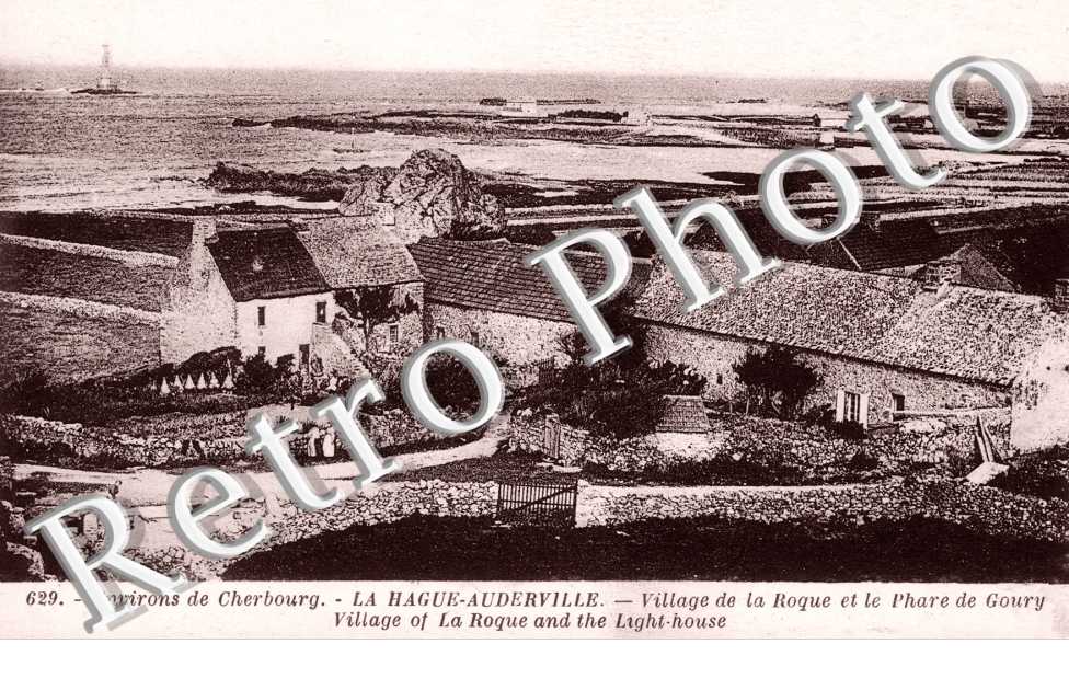 village de la Roque et le phare de Goury