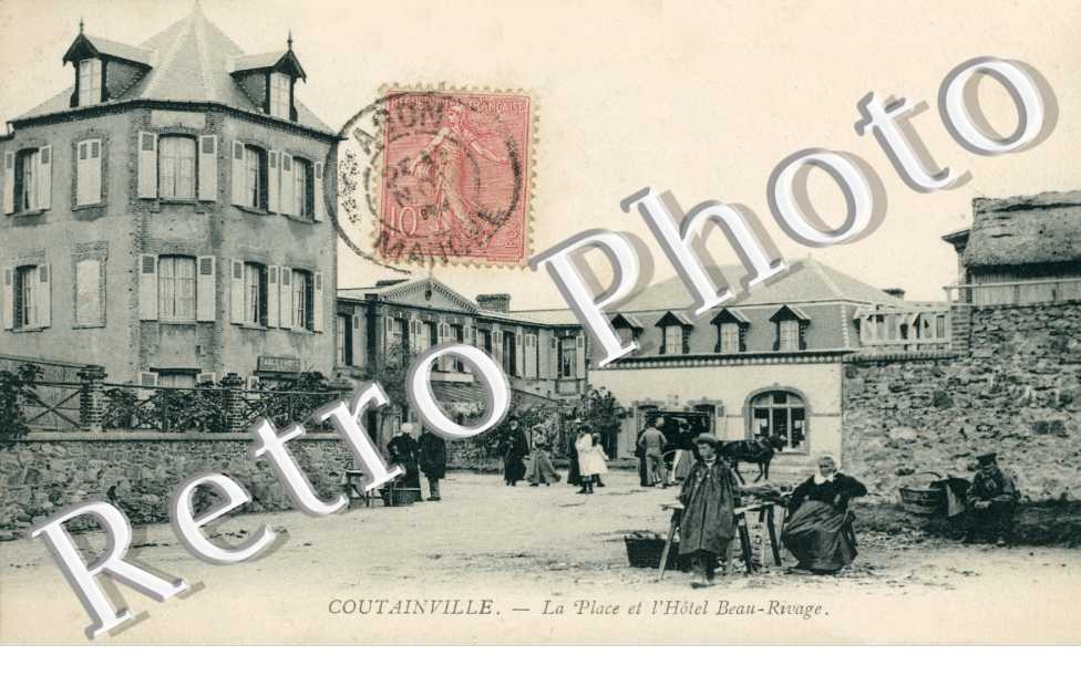 La place et Hotel Beau Rivage