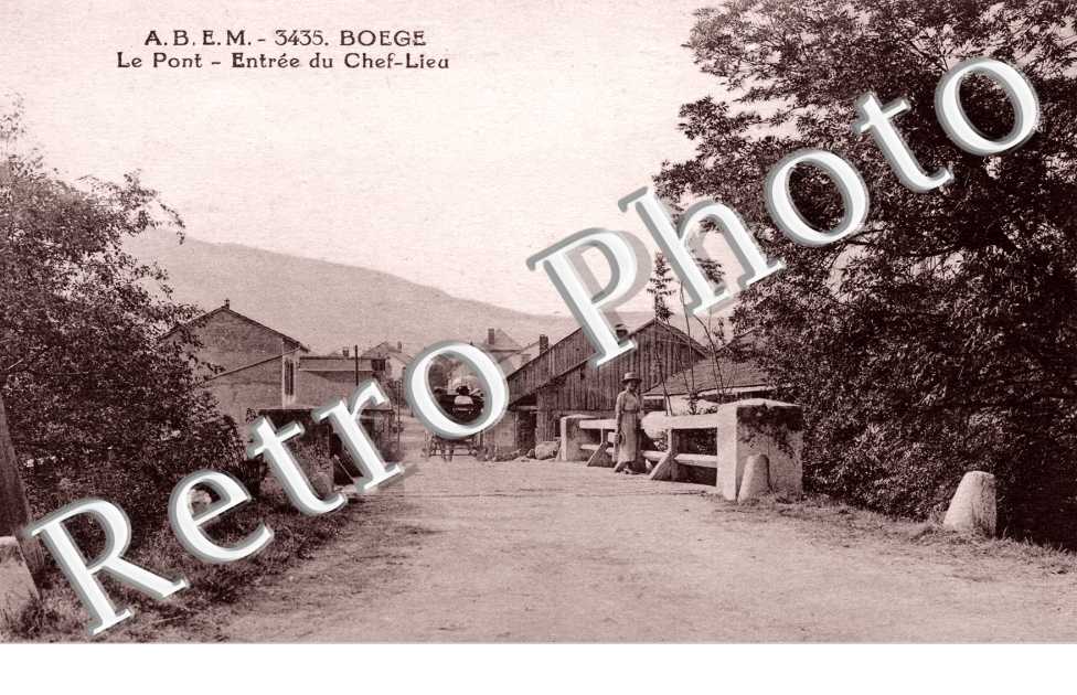le pont - Entree du chef-lieu
