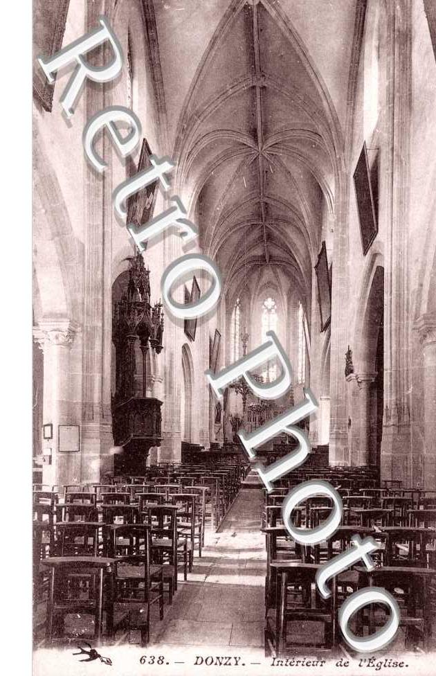 interieur de l'eglise