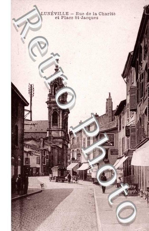 rue de la Charite et place St Jacques