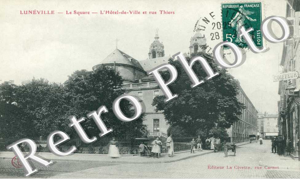 Hotel de ville - rue Thiers