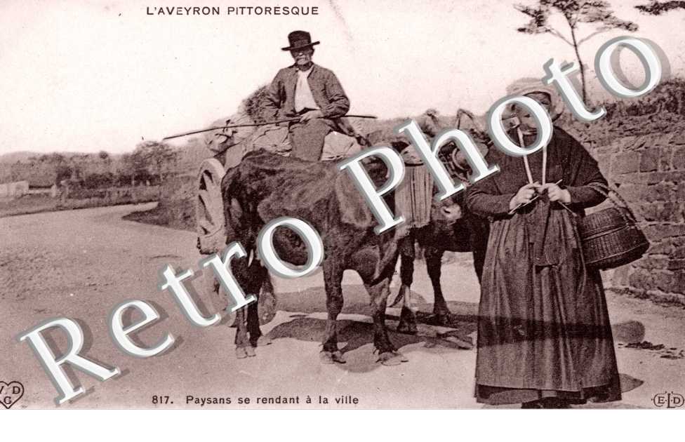 paysans se rendant a la ville