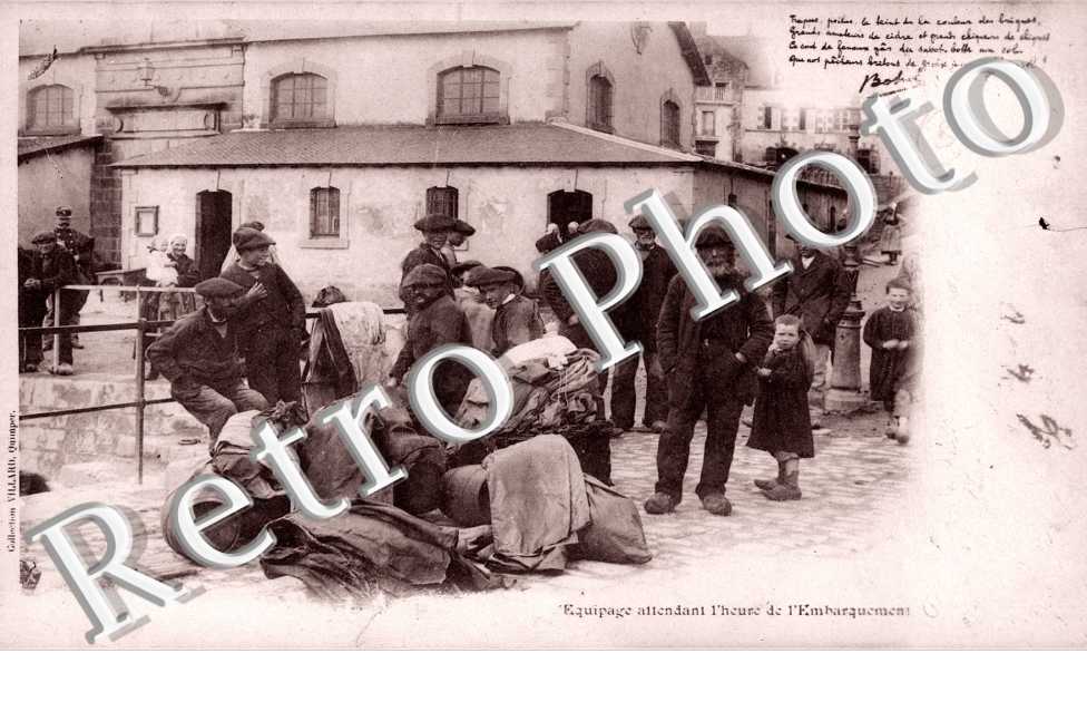 equipage attendant l'heure de l'embarquement