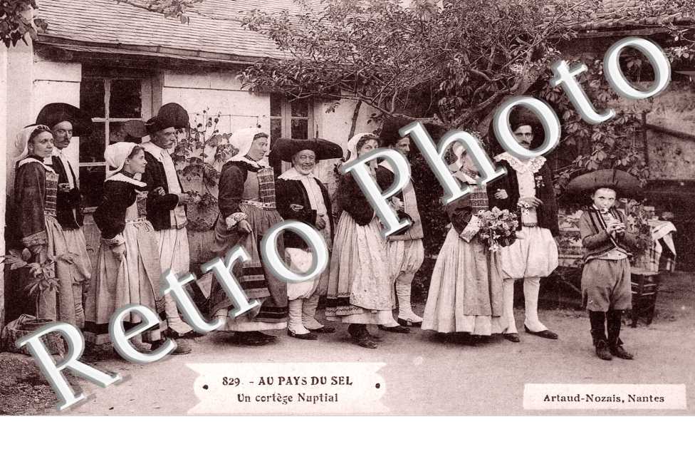 Au pays du sel Un cortege nuptial