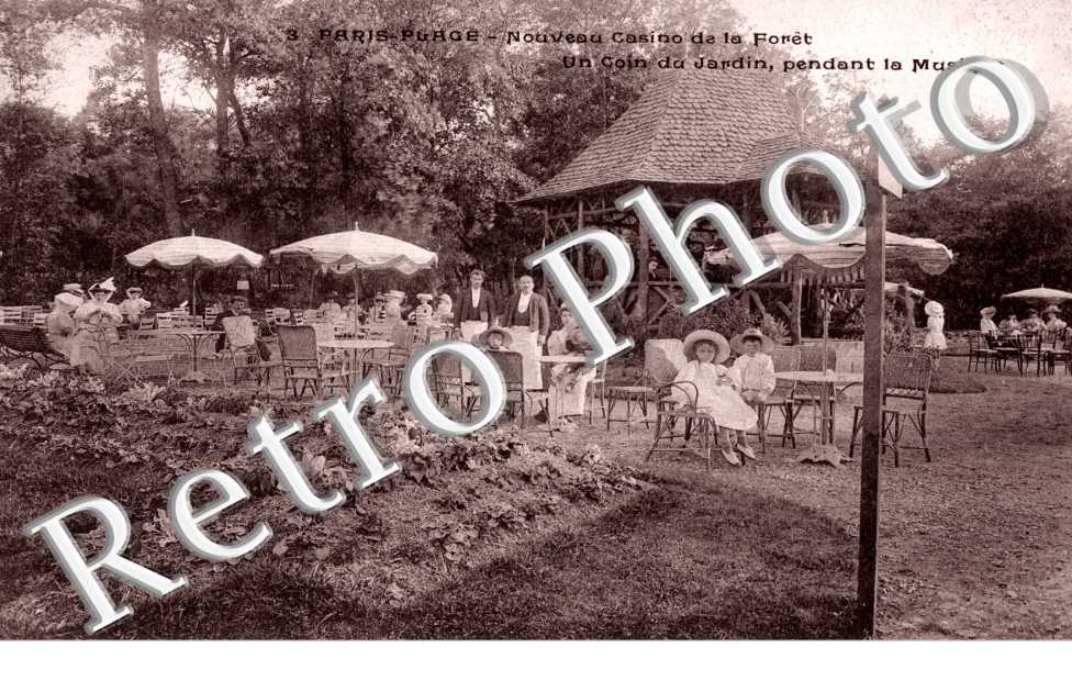 Casino de la Foret - un coin du jardin pendant la Musique