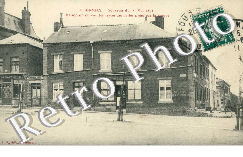 maison ou on voit les traces des balles tirees par les troupes