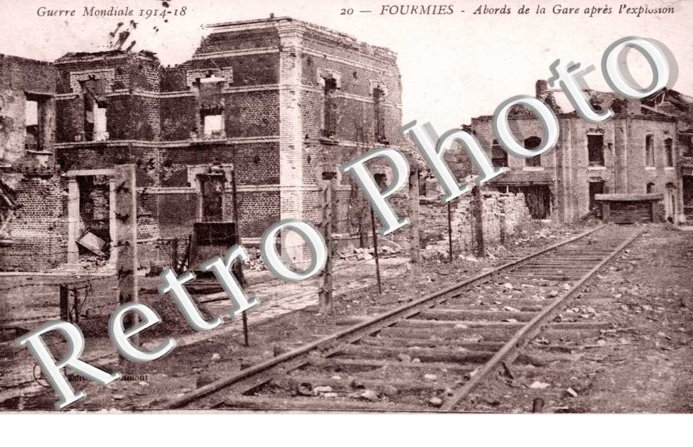Abords de la Gare apres l'Explosion