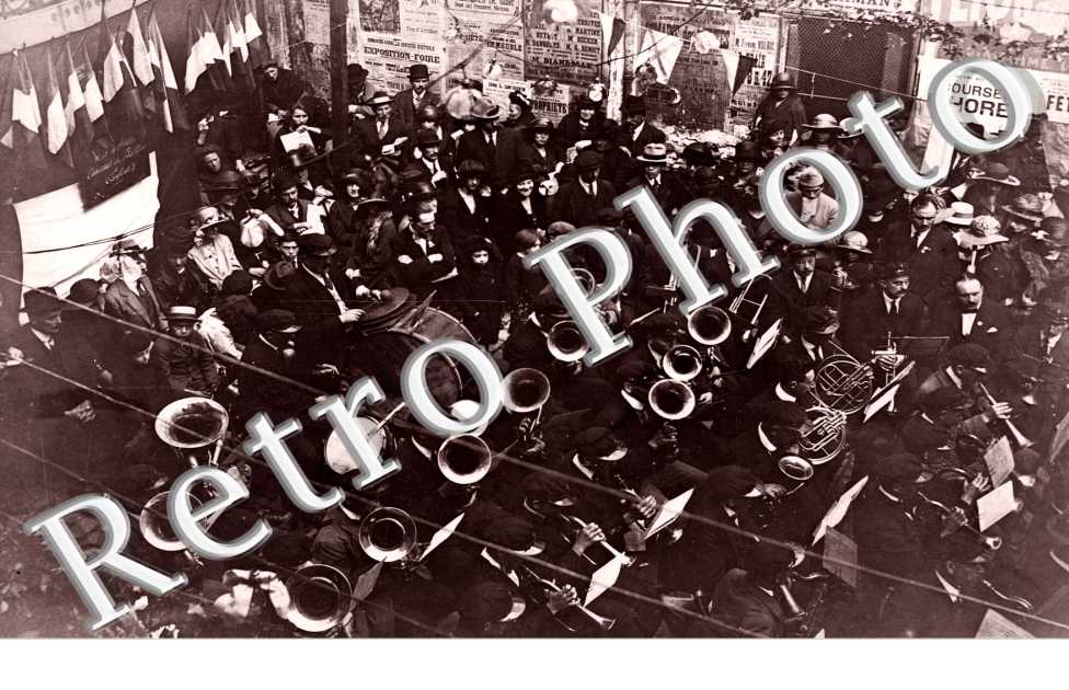 ( la fanfare )