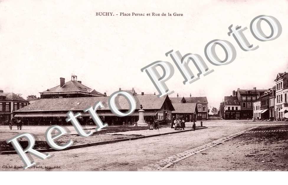 Place Persac et rue de la gare
