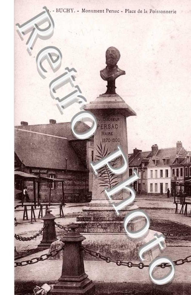 Monument Persac - Place de la Poissonnerie