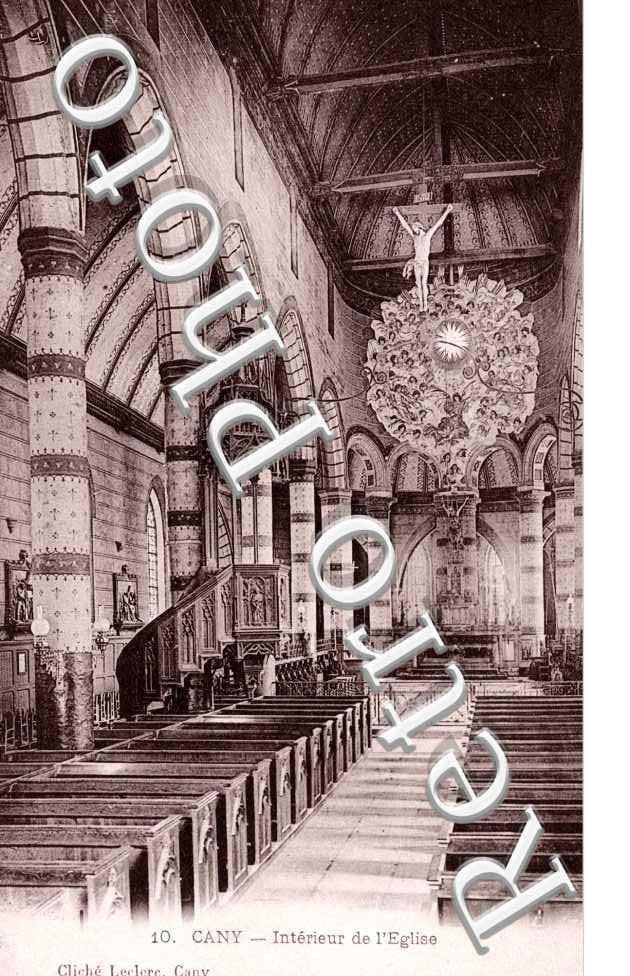 Interieur de l'Eglise