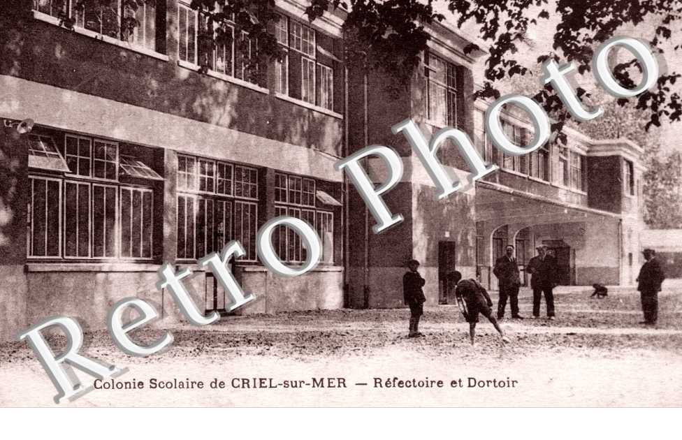 Colonie Scolaire - Refectoire et Dortoir