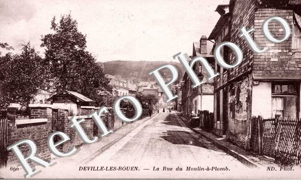 la rue du Moulin a Plomb