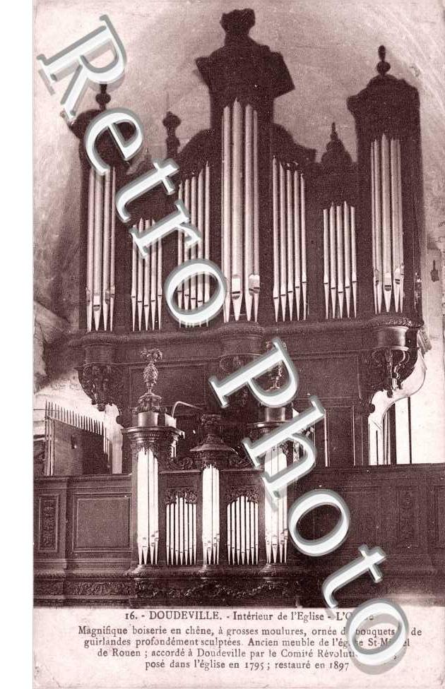 Interieur de l'eglise