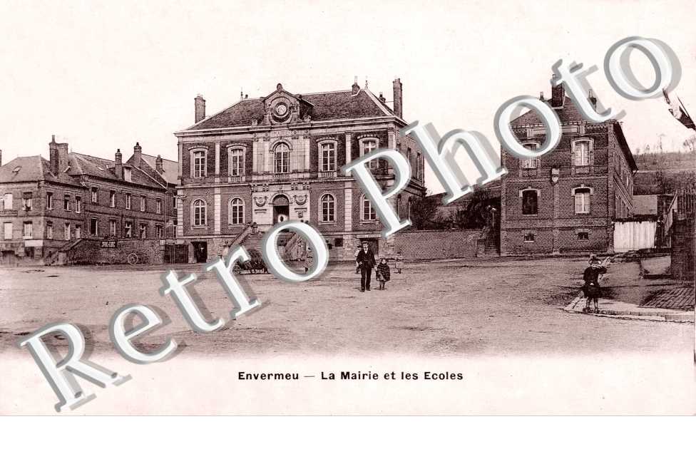 La mairie et les ecoles
