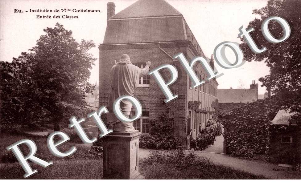 Institution de Melle Goettelmann - entree des classes