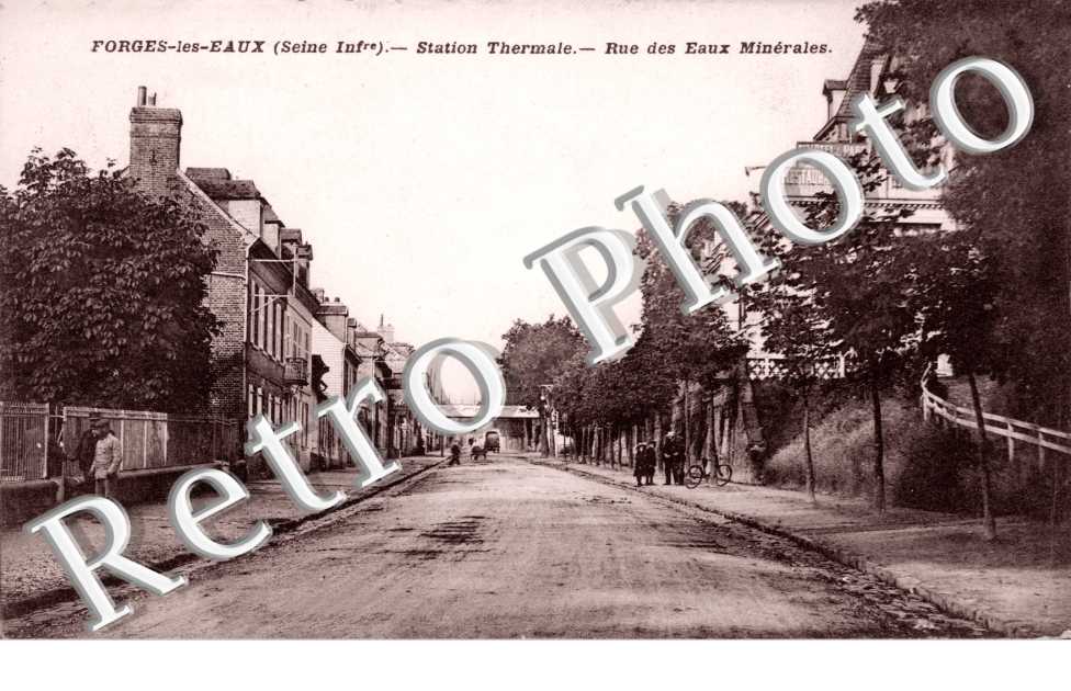 la Station Thermale, la Rue des Eaux Minerales