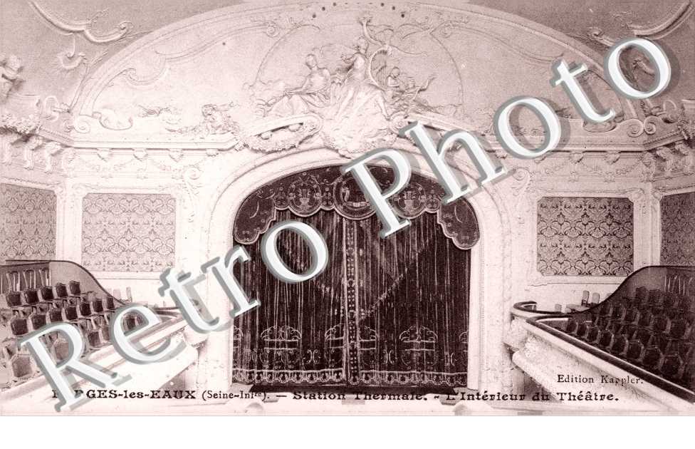 Interieur du Theatre