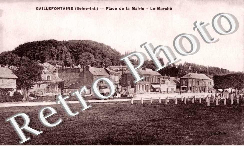 Place de la mairie - Le marche