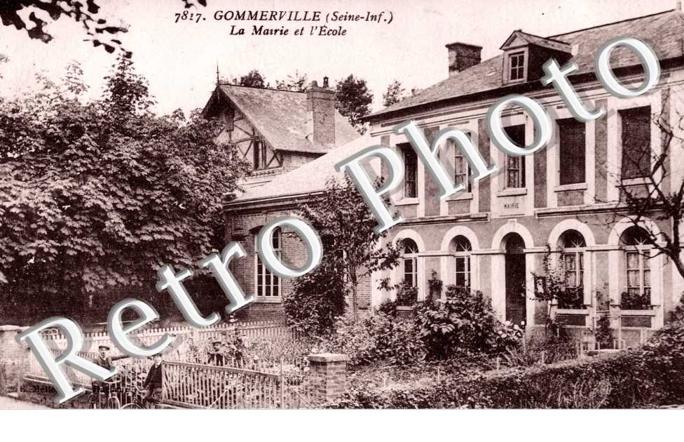 La mairie et l'ecole