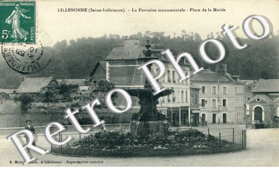 la fontaine monumentale - place de la mairie