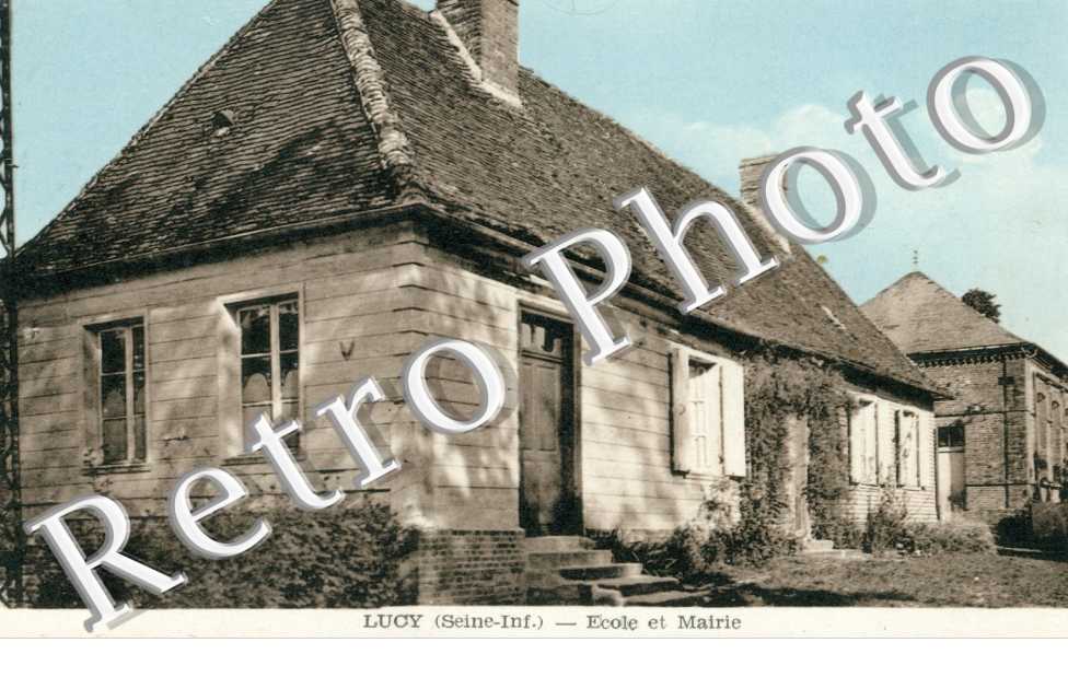 Lucy - Ecole et Mairie