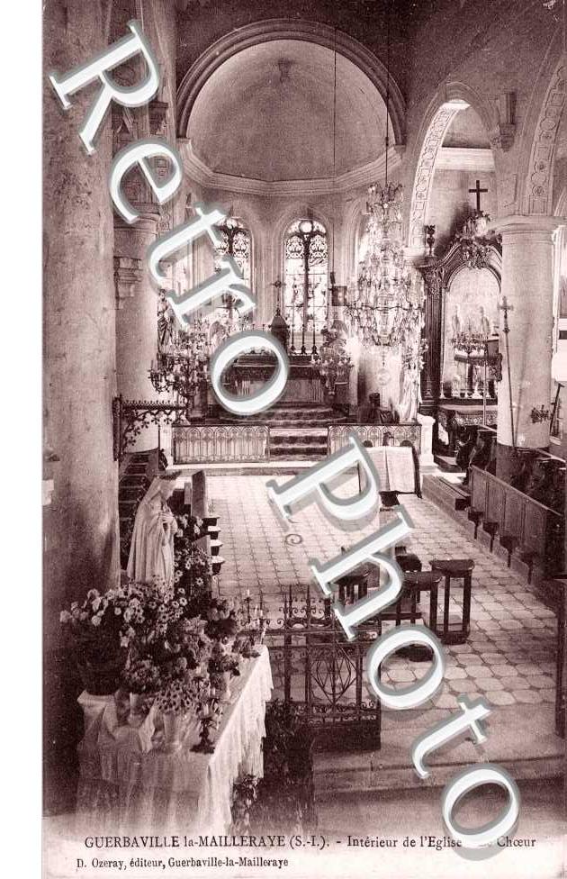 Interieur de l'eglise